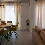 Apartment Nu Sea View